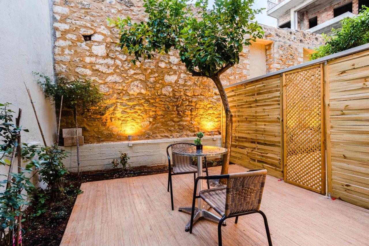 Uncover Kalamata'S Hidden Gem - Cosy City Nest Exteriör bild
